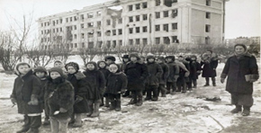 Первая школа, начало нового учебного года Первая школа, начало нового учебного года